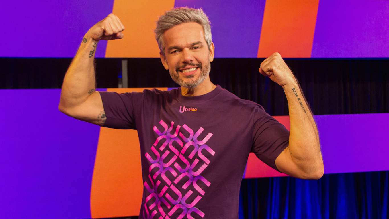 imagem de otaviano costa sorrindo